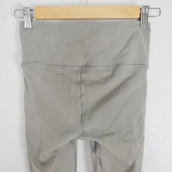 Lululemon REAVEAL TIGHT CARBON DUST LEGGING - Picture 13 of 16